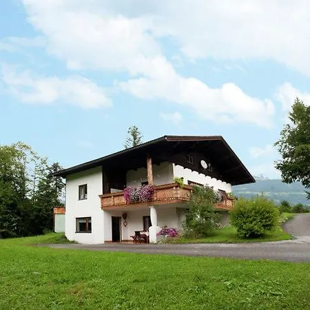 Im Haus Maria